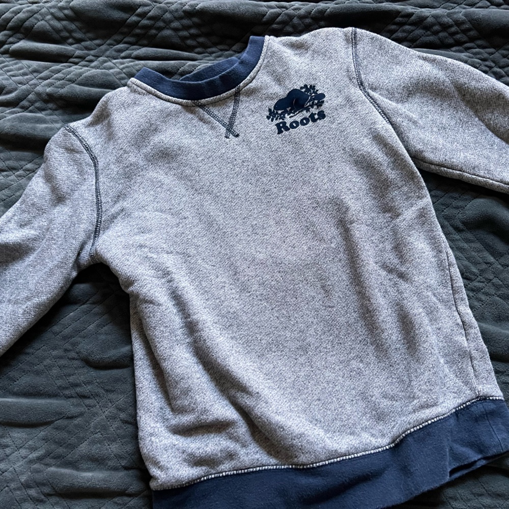 Roots kids sweater